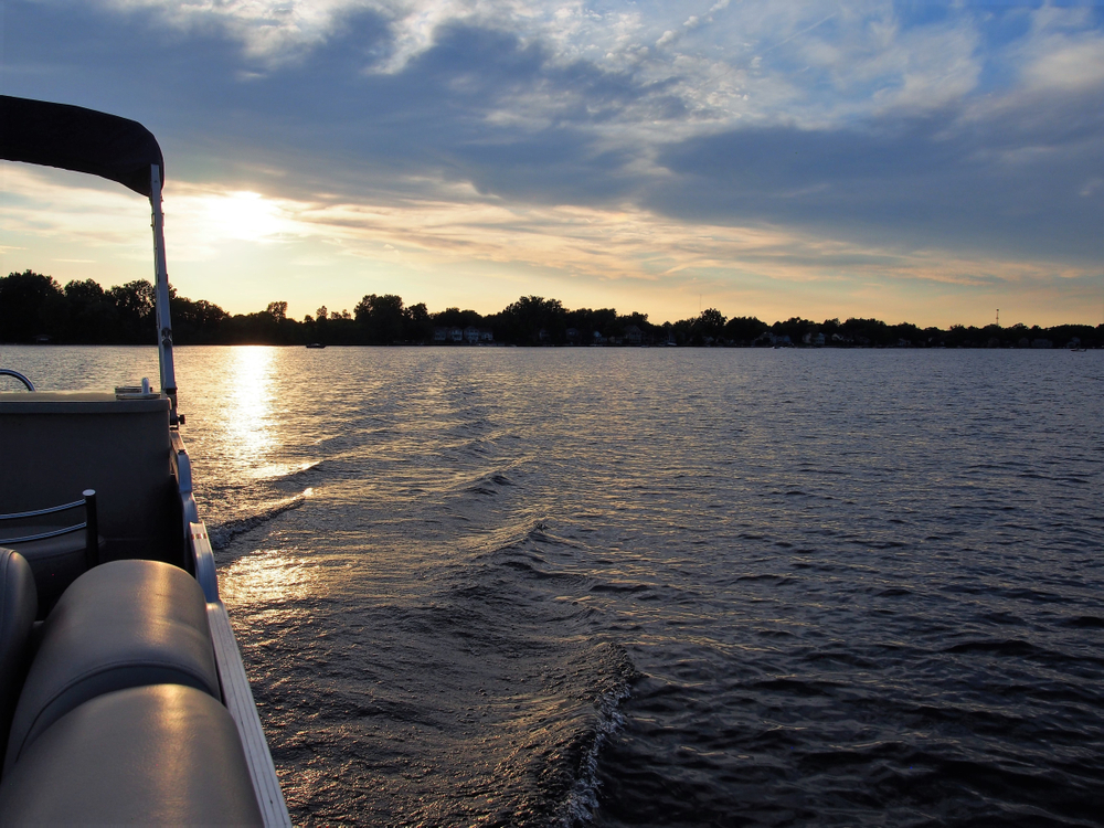 Pontoon,On,Lake,Lansing,During,Sunset